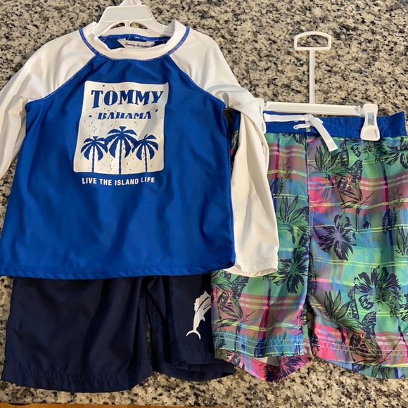 Tommy Bahama Boys Swim Suit Set (3 pieces) - Picture 2 of 6